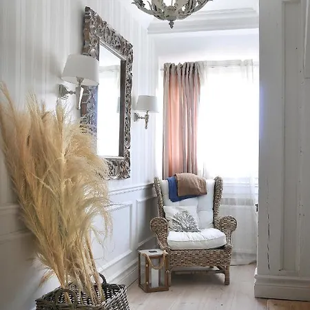 Celine Apartment *