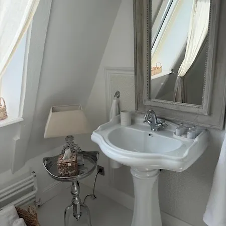 Celine Apartament *